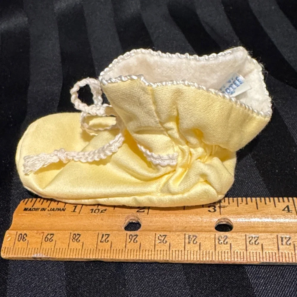Baby BOOTEE by PATEE from the 1960’s- Yellow